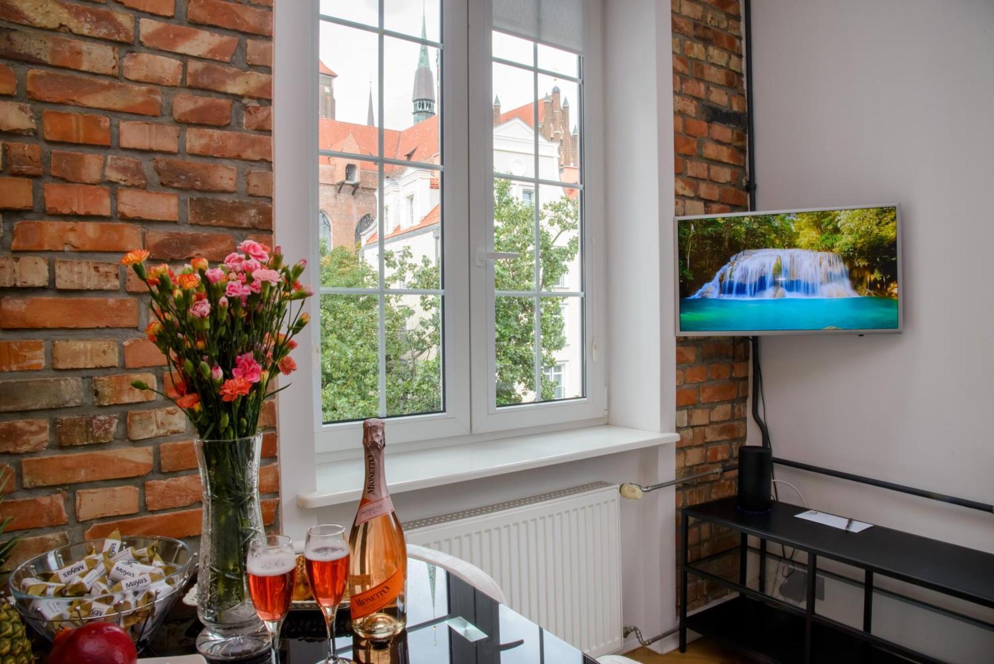 Maya'S Flats & Resorts 63 - 3 Rooms Apartment On Chlebnicka Street Old Town グダニスク エクステリア 写真